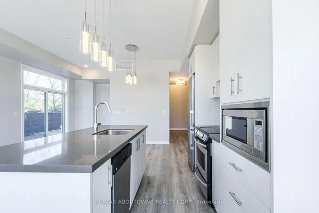 Additional image 9 of 457 Plains Rd Unit 109