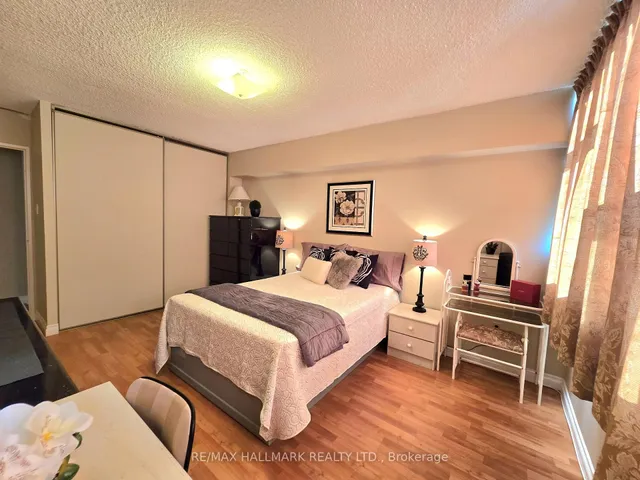 Additional image 25 of 45 Silver Springs Blvd Unit 706