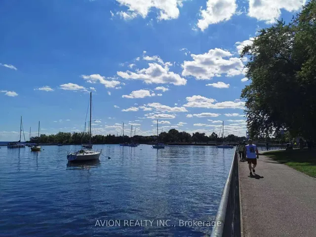 Additional image 31 of 88 Harbour St Unit Unit #1811