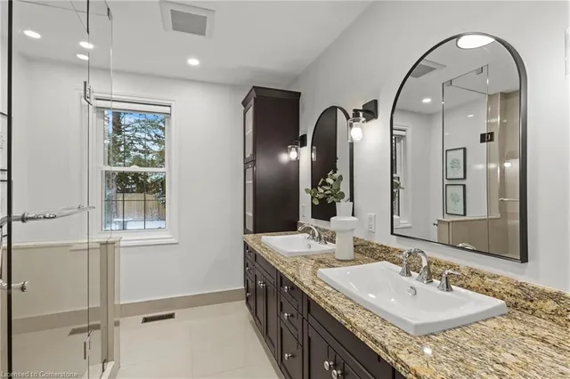 Additional image 18 of 353 Walker's Line Line