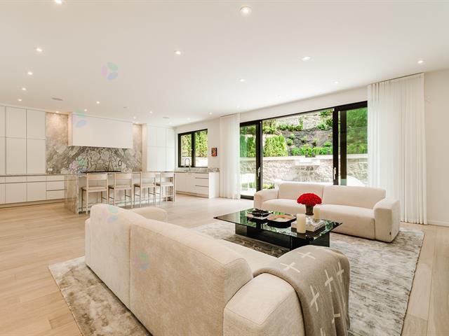 3005 Ch. Picquet|Montréal (Ville-Marie), Quebec H3H1X3