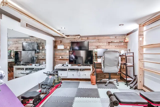 Additional image 31 of 5 Mapleside Ave