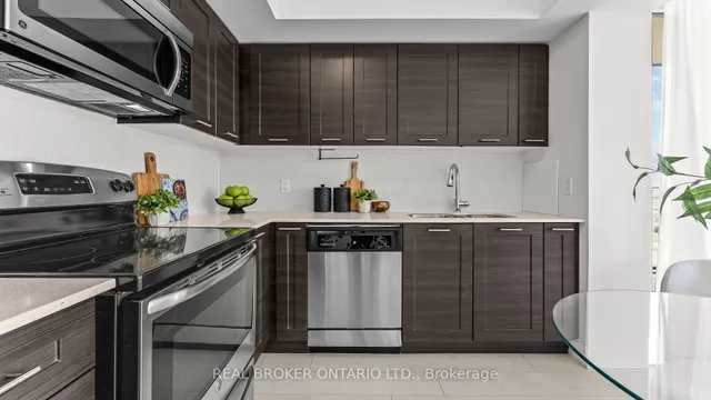 Additional image 8 of 2220 Lake Shore Blvd Unit 1604