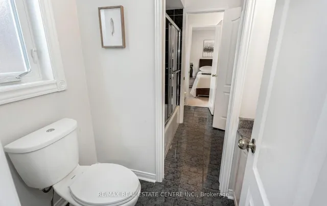 Additional image 36 of 1731 Riverbrook Cres
