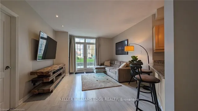 Additional image 10 of 135 James St Unit 115