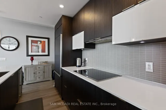 Additional image 18 of 56 Annie Craig Dr Unit 2101