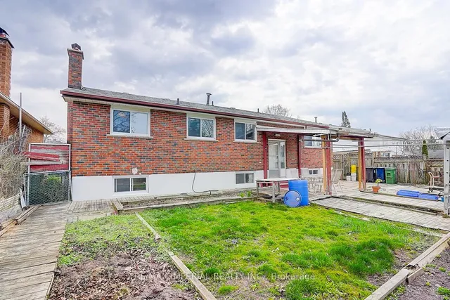 Additional image 49 of 50 Glendower Crct