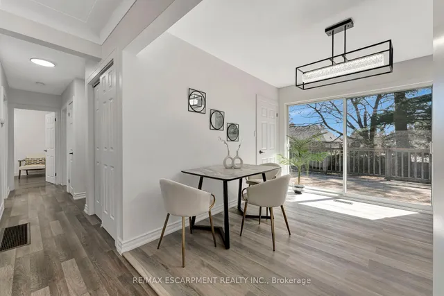 Additional image 11 of 216 Sioux Rd