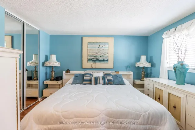 Additional image 27 of 1508 UPPER MIDDLE Rd Unit 6