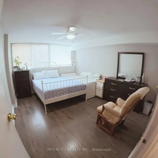 Additional image 8 of 3695 Kaneff Cres Unit 509