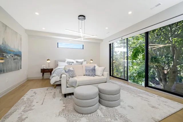 Additional image 26 of 68 Harewood Ave