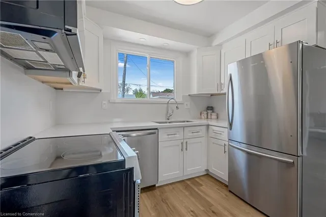 Additional image 11 of 879 Upper Sherman Ave