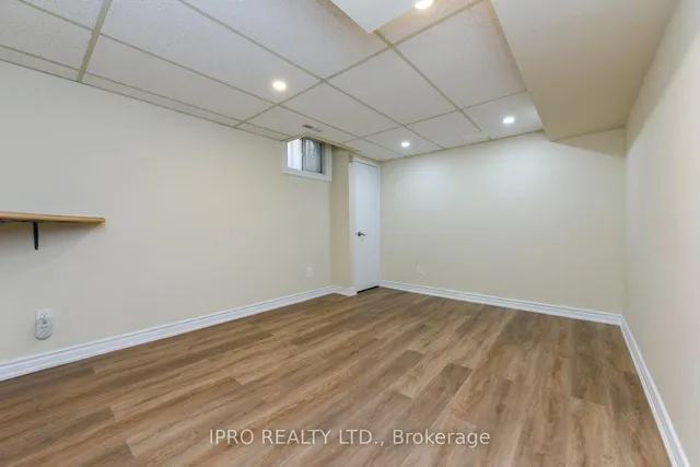 Additional image 37 of 5136 Palomar Cres