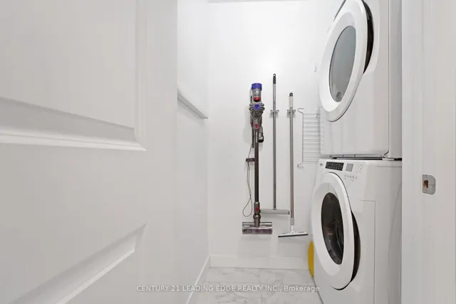 Additional image 22 of 460 Dundas St Unit 313