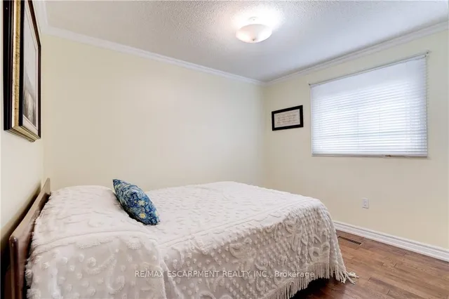 Additional image 25 of 2143 Clipper Cres