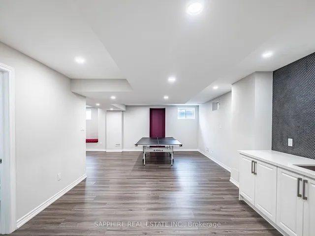 Additional image 44 of 1259 Mcphedran Pt