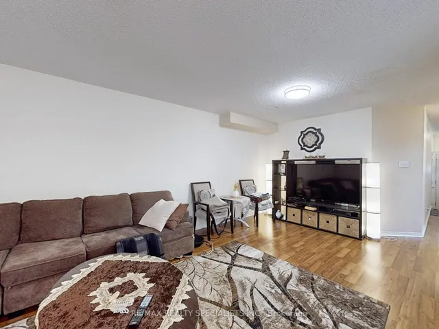 Additional image 7 of 5223 Fairford Cres Unit 90