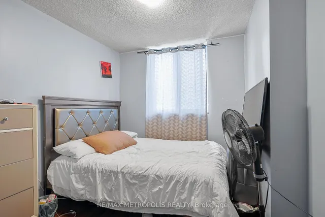 Additional image 21 of 5 San Romano Way Unit 902