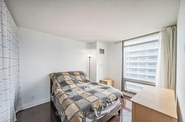 Additional image 20 of 81 Navy Wharf Crt Unit 2710