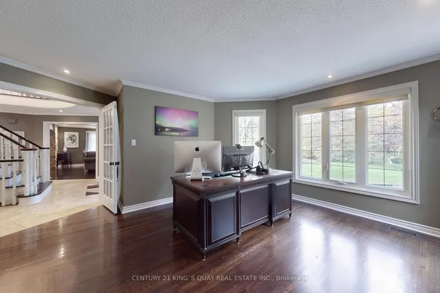 Additional image 19 of 110 Crawford Cres