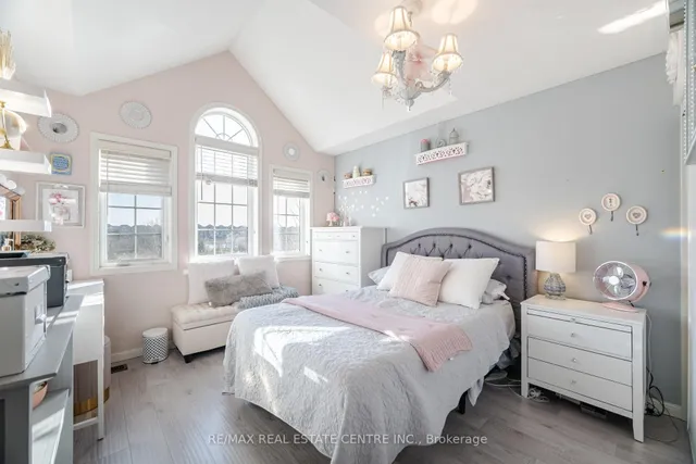 Additional image 30 of 9711 Creditview Rd