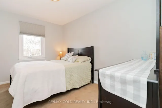 Additional image 31 of 16 Dudley Pl