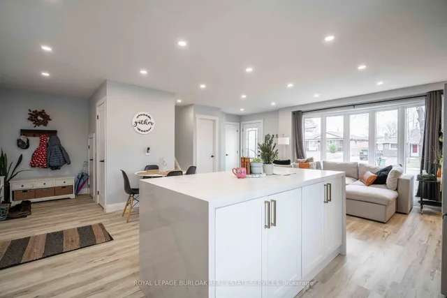 Additional image 9 of 8 Banff Dr