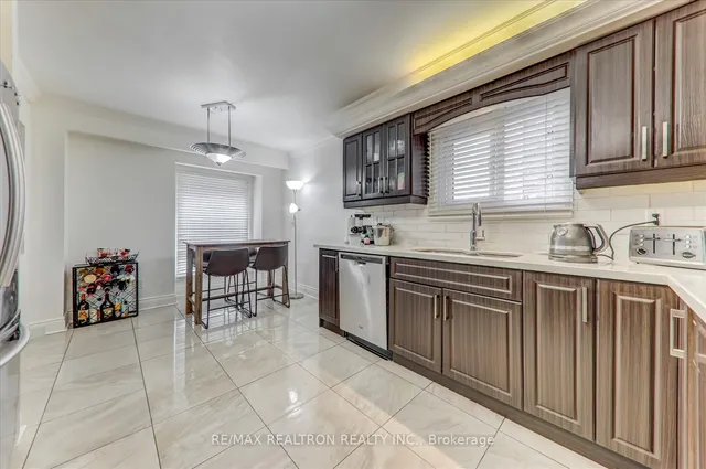 Additional image 27 of 290 Braymore Blvd