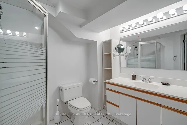 Additional image 37 of 2347 Tweedsmuir Crt