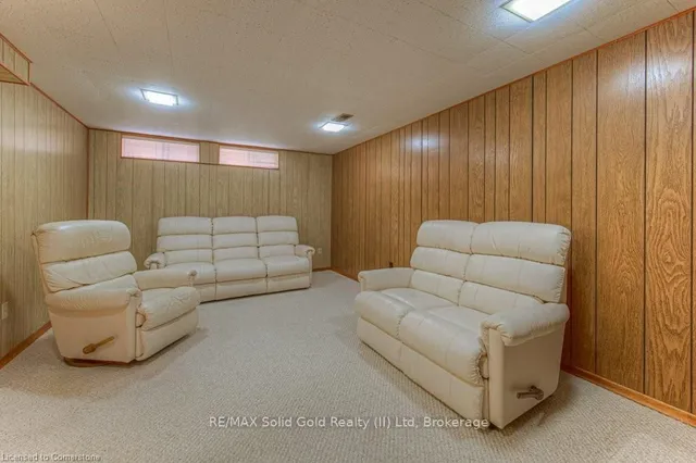 Additional image 19 of 254 Village Rd