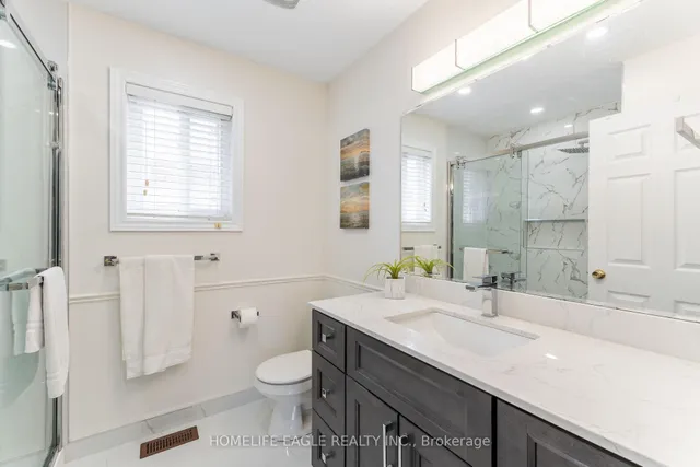 Additional image 19 of 7 Denim Dr