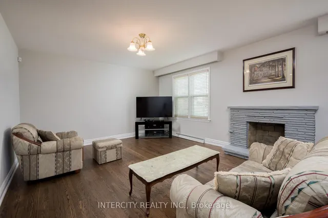 Additional image 27 of 852 Glencairn Ave