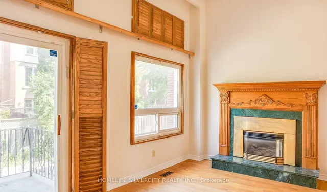 Additional image 2 of 54 Carnival Crt