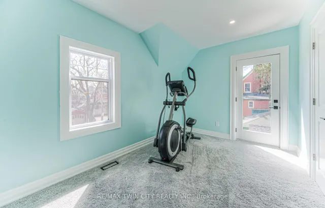 Additional image 28 of 31 Dekay St