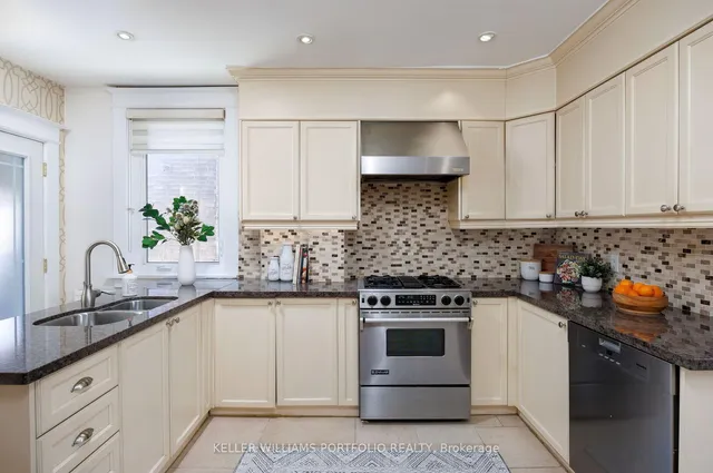 Additional image 13 of 296 Wright Ave