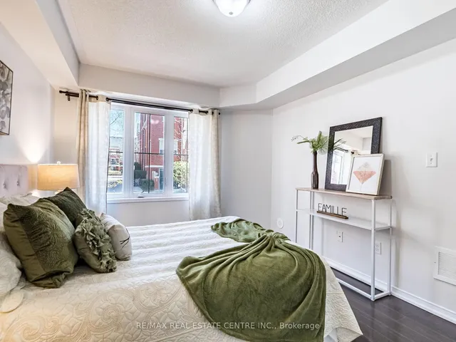 Additional image 33 of 2460 Post Rd Unit 3