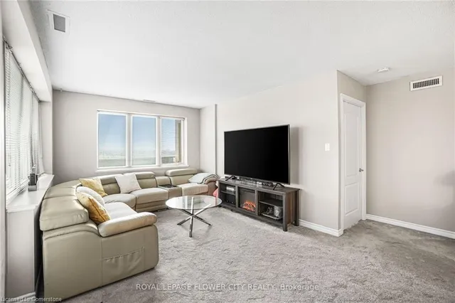 Additional image 15 of 10 Dayspring Cir Unit 701