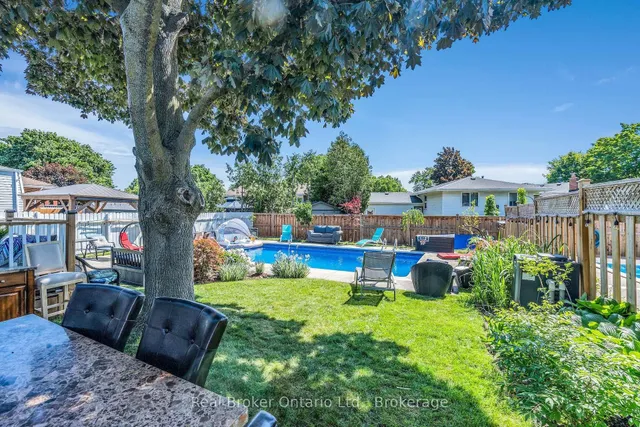 Additional image 28 of 692 Woodview Rd