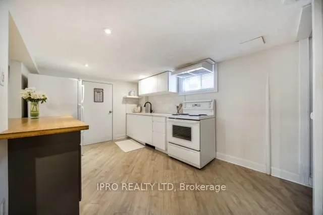 Additional image 27 of 146 Glencarry Ave