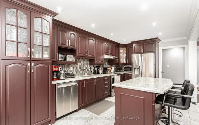 Additional image 12 of 112 Wildberry Cres