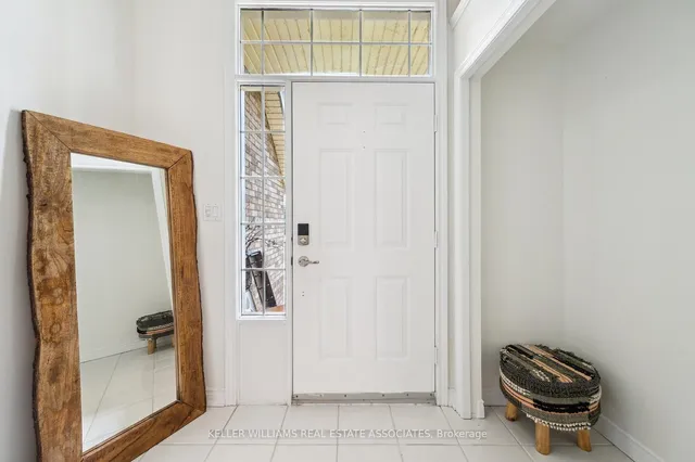 Additional image 4 of 656 Laurier Ave