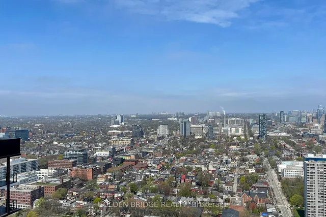 Additional image 24 of 38 Widmer St Unit 4211