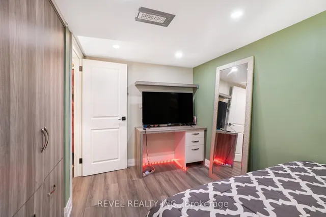 Additional image 36 of 11 Oliana Way