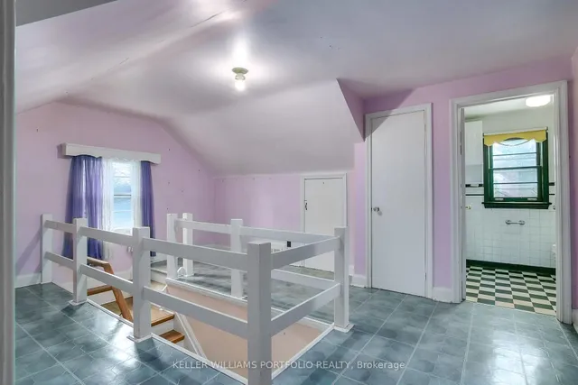 Additional image 23 of 8 Marilyn Ave