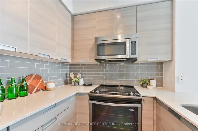 Additional image 12 of 55 Eglinton Ave Unit 1402