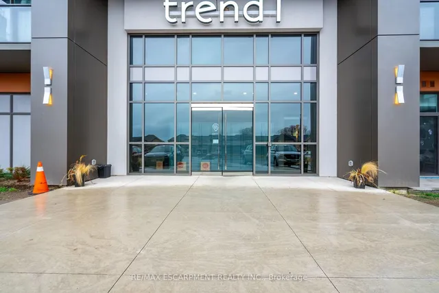 Additional image 18 of 450 Dundas St Unit 421