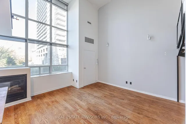 Additional image 3 of 300 Manitoba St Unit 102