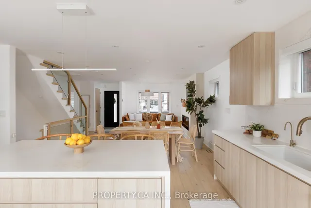 Additional image 34 of 68 Frankdale Ave