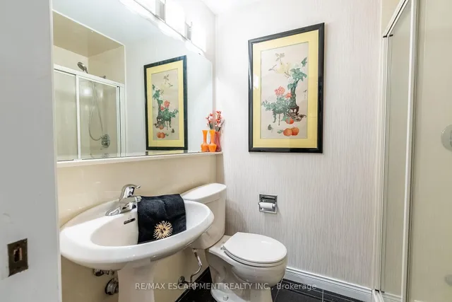 Additional image 12 of 1508 UPPER MIDDLE Rd Unit 6