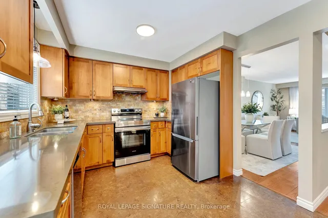 Additional image 15 of 780 Woodward Ave